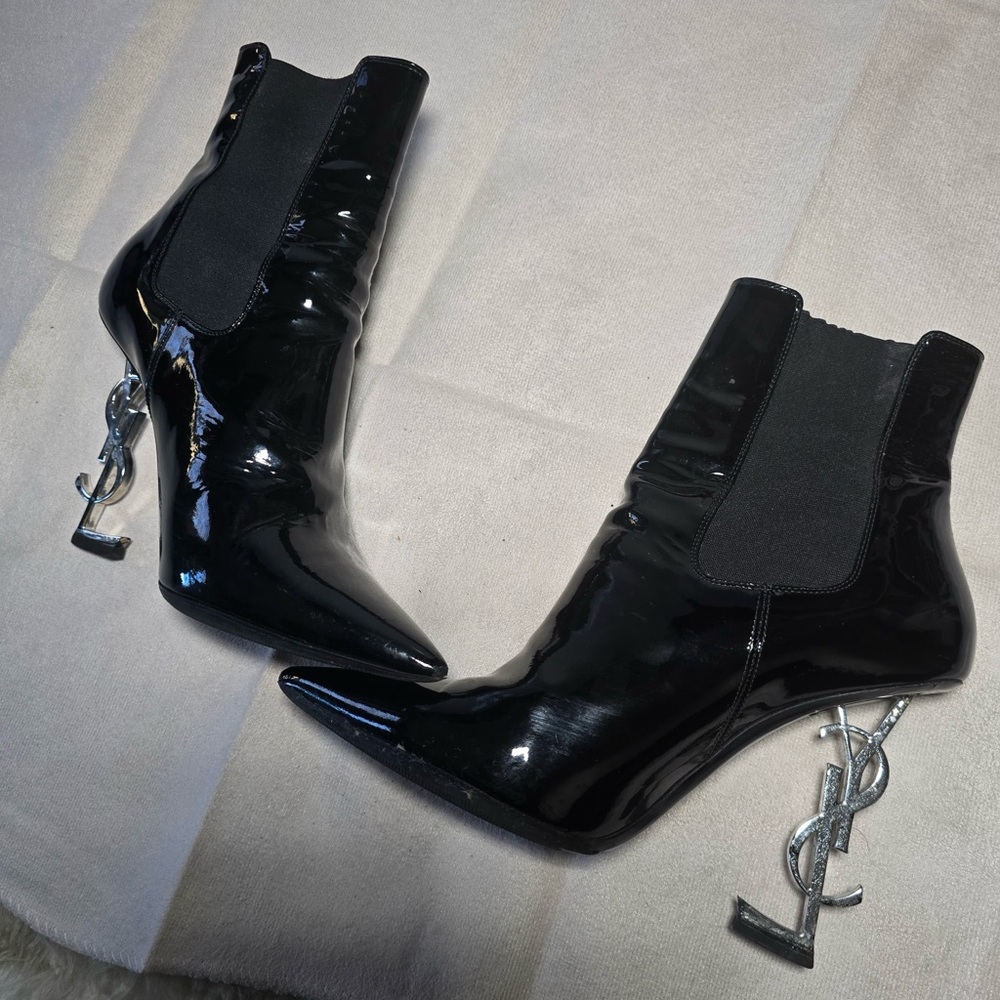 FINAL SALE!!! YSL Saint Laurent Black Patent Leather Opyum Booties - Picture 7 of 7